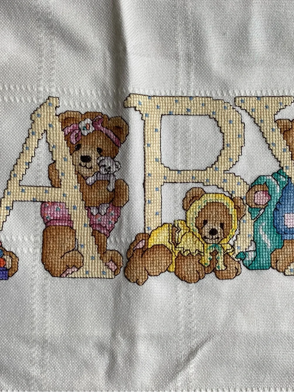 Vintage Handmade Cross Stitch Teddy Bear Baby Blanket Afghan White Fringed